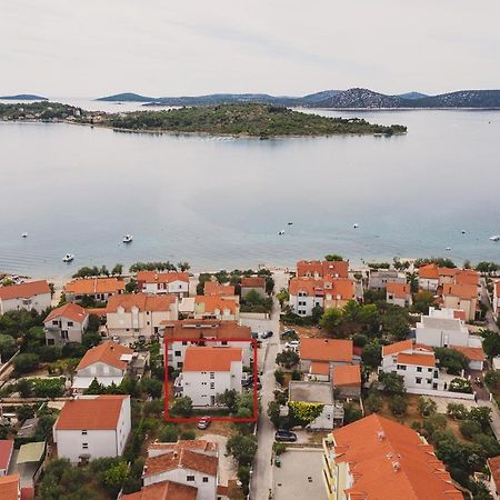 Apartmani Sanja Vodice Extérieur photo
