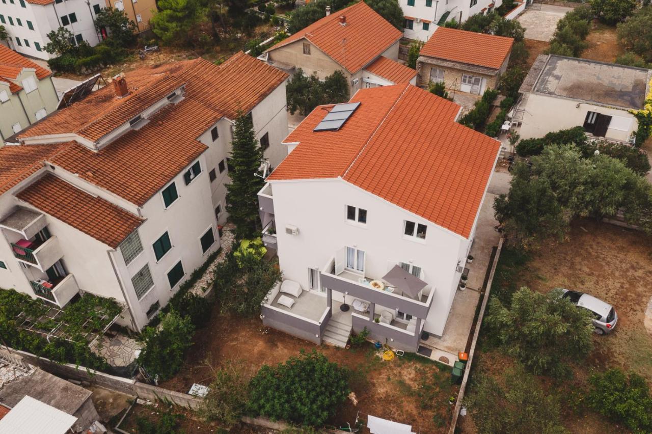 Apartmani Sanja Vodice Extérieur photo