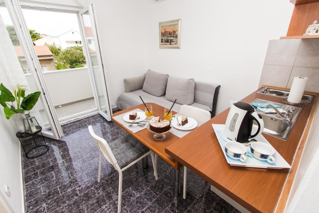 Apartmani Sanja Vodice Extérieur photo