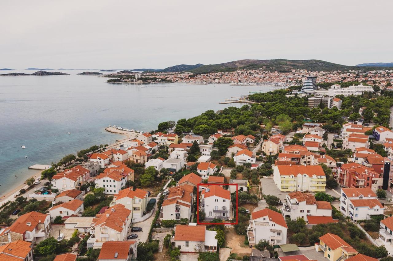 Apartmani Sanja Vodice Extérieur photo